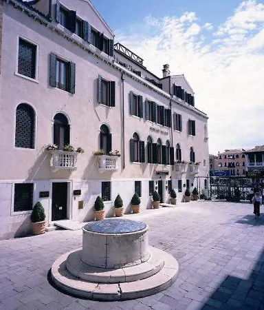 Foscari Palace Hotel