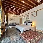 Foscari Palace 4* ונציה