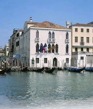 Foscari Palace Hotel 4*