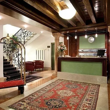 Foscari Palace Venetië