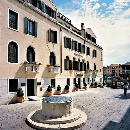 Ξενοδοχείο Foscari Palace 4*