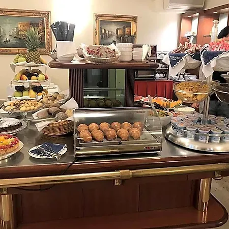 Foscari Palace Hotel