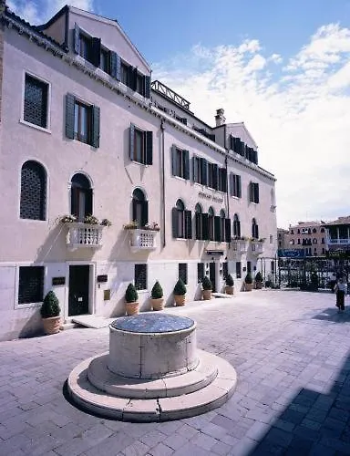 Foscari Palace Hotel