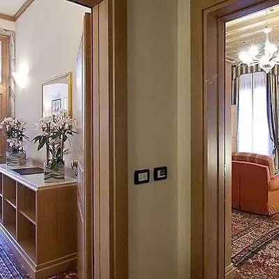 Foscari Palace Hotel