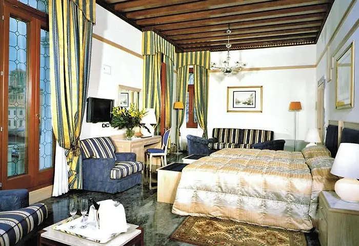 מלון Foscari Palace 4*