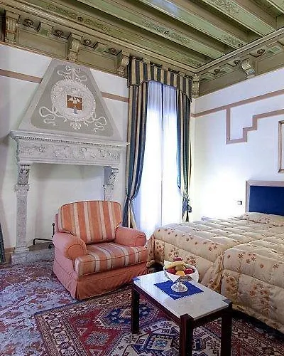 מלון Foscari Palace 4*