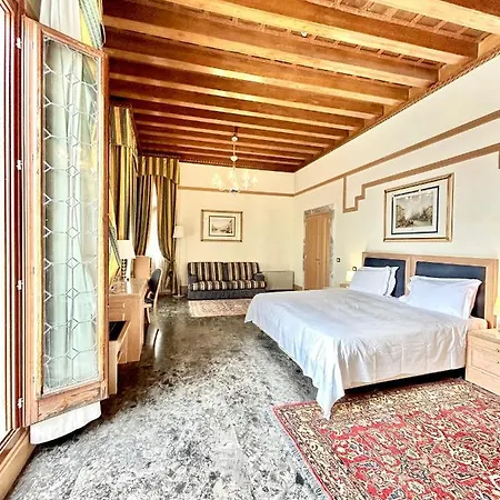 فوسكاري بالاس 4* البندقية